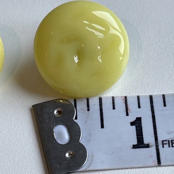Vintage Bakelite? Round Button Style Clip On Earrings Yellow Retro 70s Japan - Picture 7 of 7